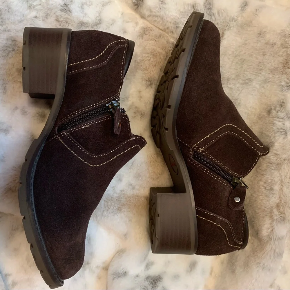 Sporto Annie Suede Ankle Boots Low Cut Booties Brown Interior Zip Chunky Heel
